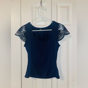 Women’s Shein Top Size Small Never Worn. Smoke Free Home
